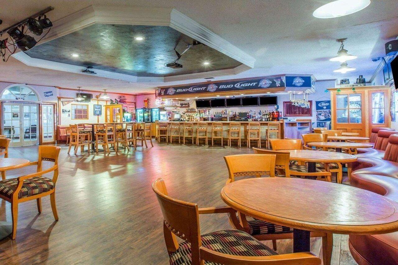 Clarion Inn Conference Center Modesto Luaran gambar