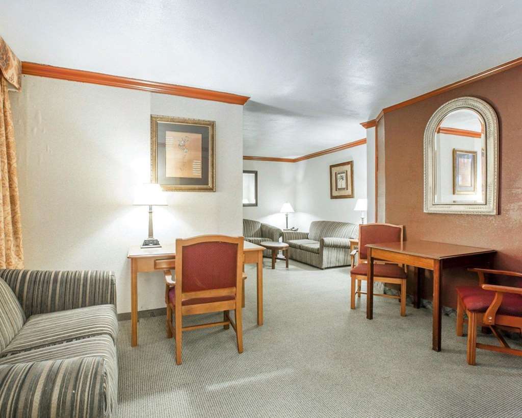 Clarion Inn Conference Center Modesto Luaran gambar