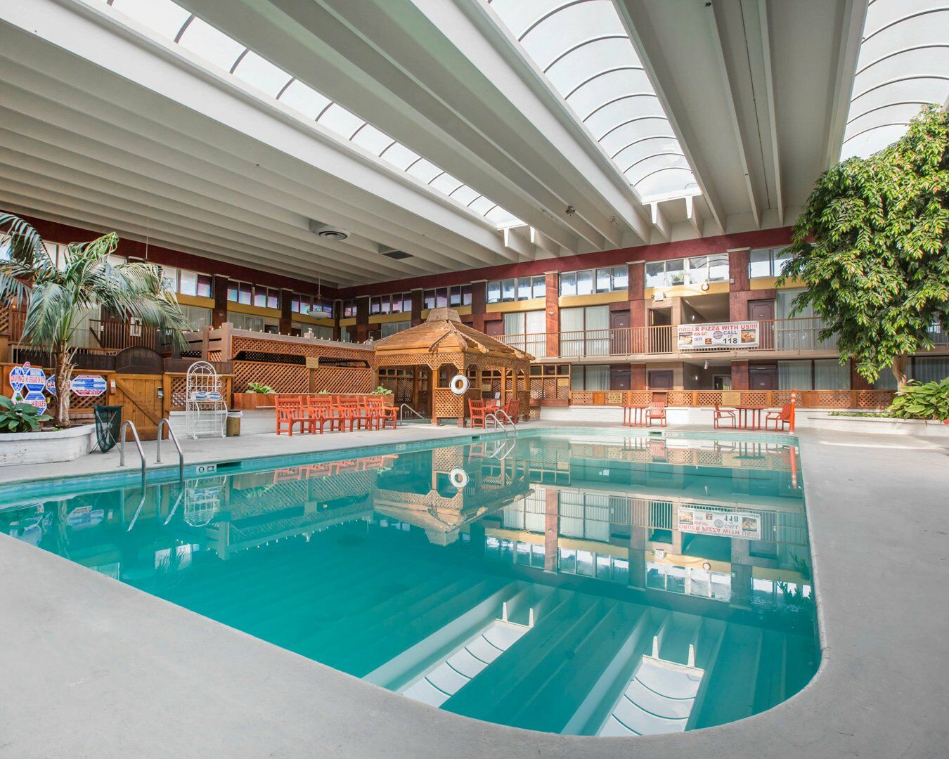 Clarion Inn Conference Center Modesto Luaran gambar