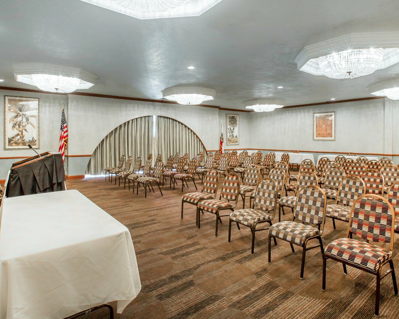 Clarion Inn Conference Center Modesto Luaran gambar